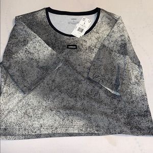 Adidas woman t shirt